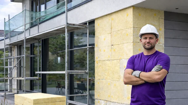 Chantier avec échafaudages